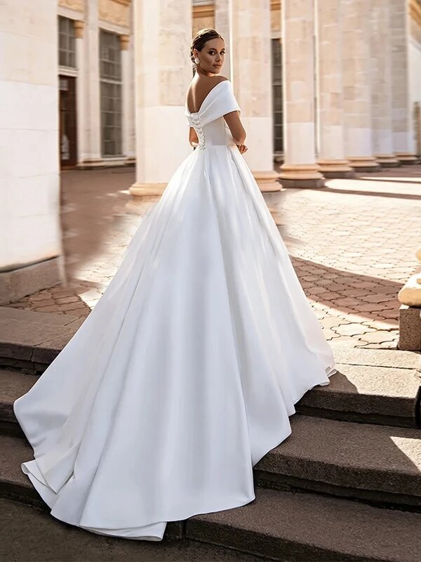 Женское атласное свадебное платье It's yiiya, белое элегантное платье-трапеция до пола с открытыми плечами и V-образным вырезом на лето 2024