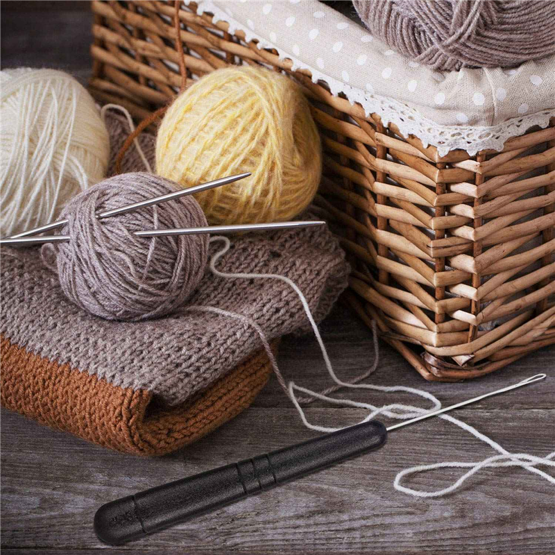 Bent Latch Hook Crochet Needle Hook, Include Wooden Bent Latch Hook Plastic Curl Crochet Needle for Hair Carpet Making