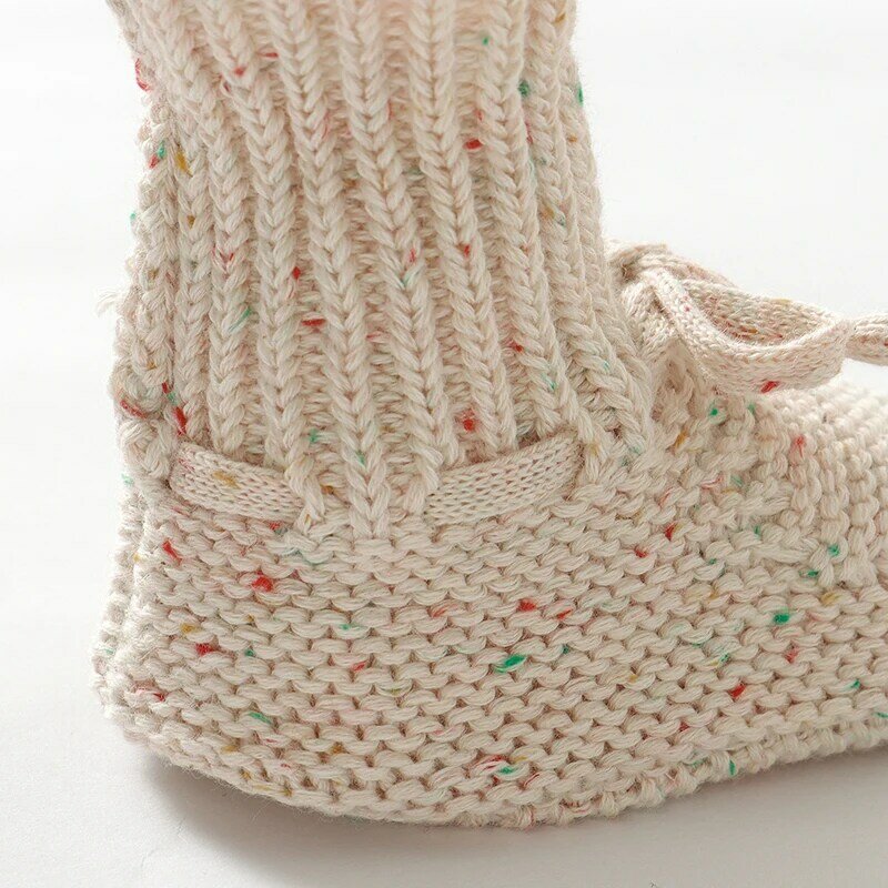 Botas artesanais de malha de algodão para bebê recém-nascido, sapatos de criança, gravata quente, calçado infantil, moda de meninas e meninos, 0-18m
