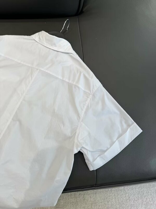 Women's New Fashion Patch Bag Decoration Casual Asymmetric Poplin Shirt Retro Short sleeved Button up Women's Shirt Chic Top