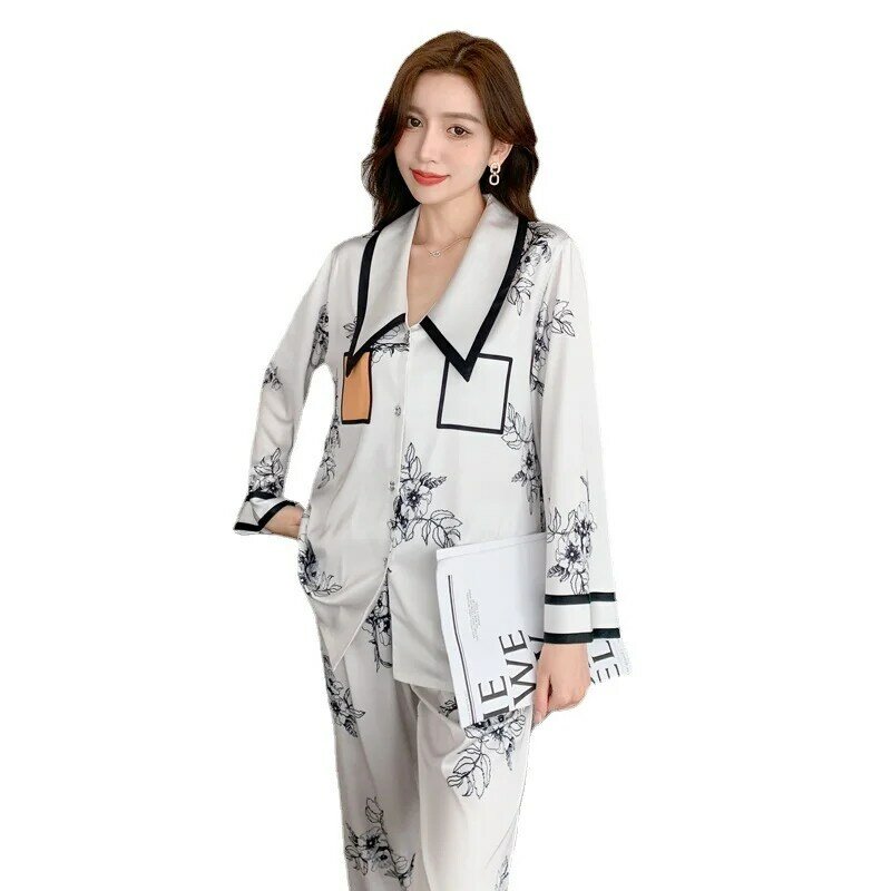 2022 New Pajama Female Spring Summer Ice Long Sleeves Retro Cardigan Suit Wear Out French Lapel Home Clothes Sleepwear Women Set