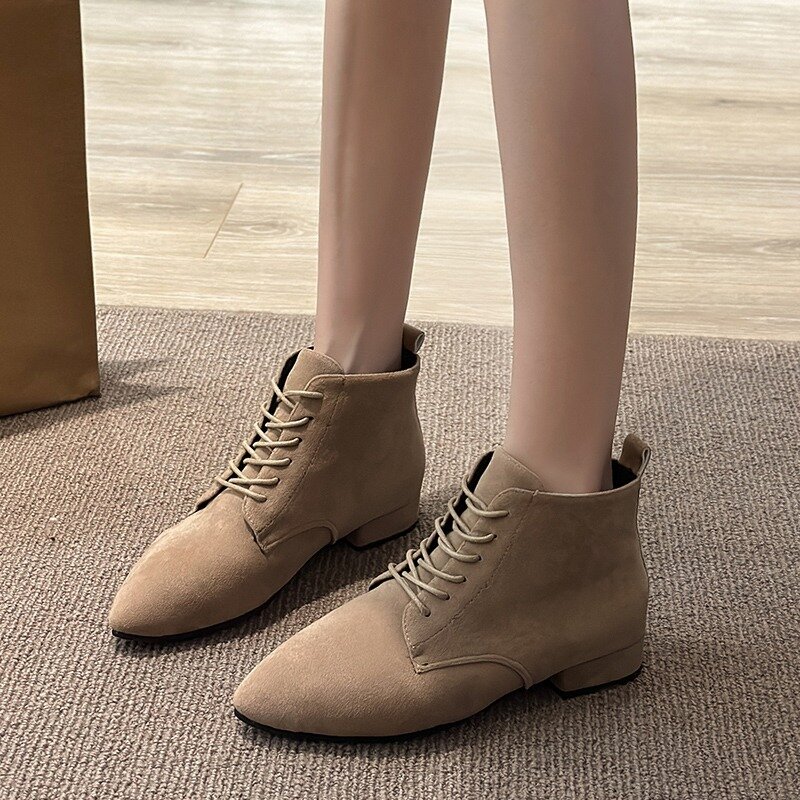 أحذية حريمي ماركة جديدة 2023 بمقدمة مدببة أحذية حريمي خريفي بكعب منخفض أحذية برقبة بسيطة أنيقة للنساء أحذية فستان نسائية