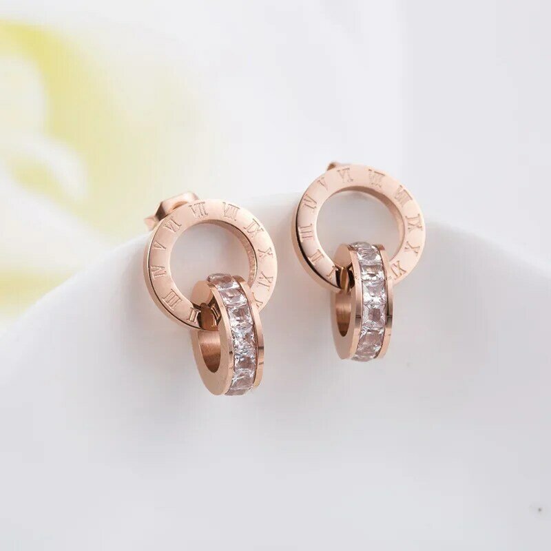 Orecchini a bottone con zirconi in acciaio inossidabile alla moda gioielli orecchini a cerchio con numeri romani Color oro rosa per le donne