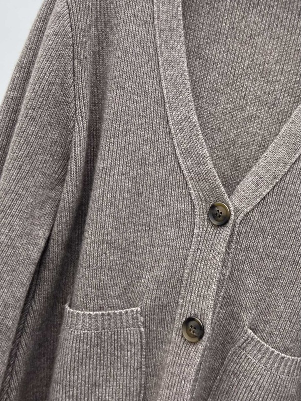 Odzież damska moda klasyczna duża dekolt w szpic jednorzędowy sweter z wełny z talią 225