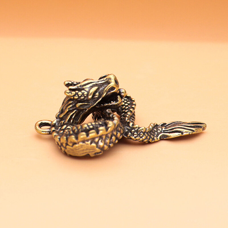 Llavero colgante de dragón del zodiaco de latón Retro, adorno de mochila, accesorios de decoración colgante, regalo