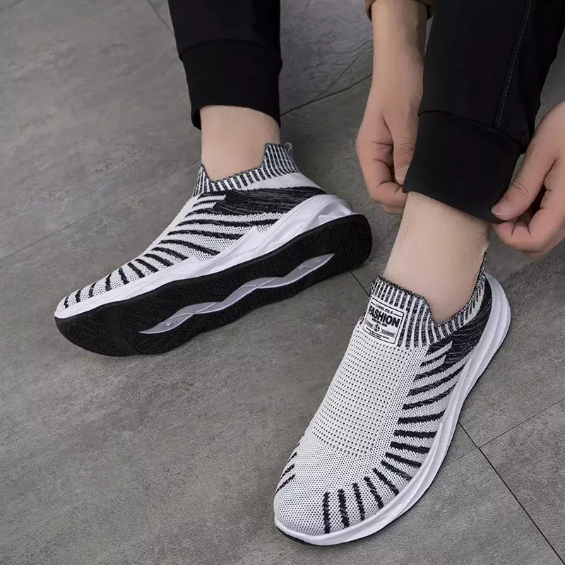 Zapatos Deportivos Flyknit de suela suave para hombre, zapatillas transpirables de malla para ocio, caminar y correr, novedad de primavera y otoño, 2024