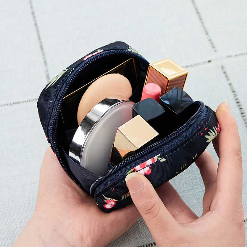 Torba do przechowywania podpaska higieniczna kreskówka przenośna torba do przechowywania szminki o dużej pojemności torba na podpaska higieniczna