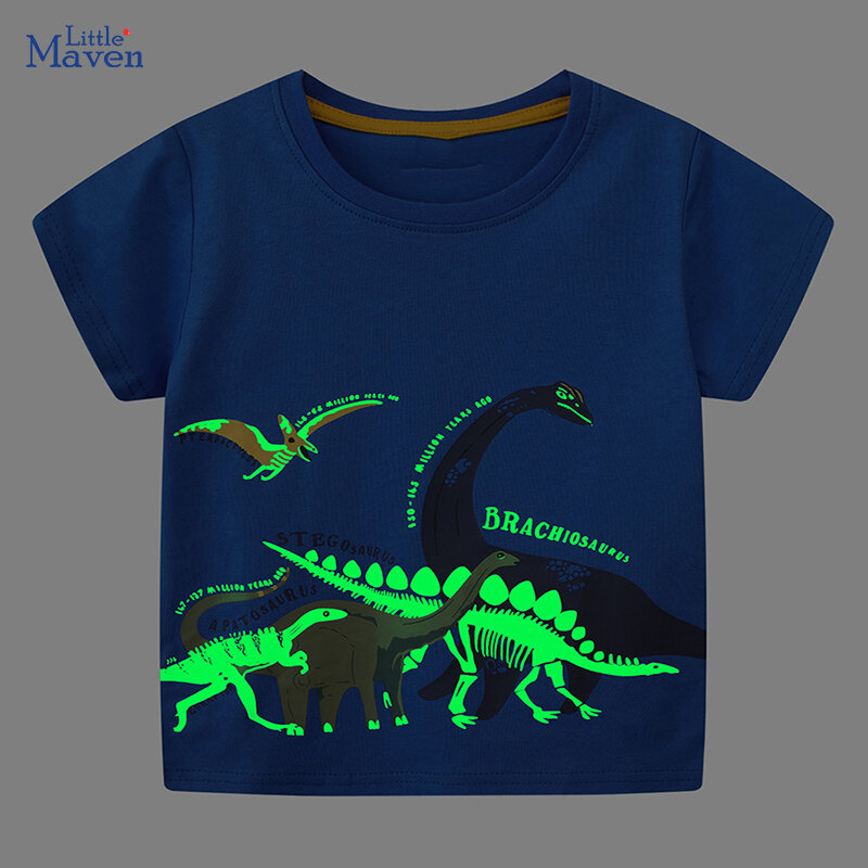 Детская одежда Little maven, футболки, новинка 2024, летние светящиеся футболки для мальчиков с мультяшными динозаврами, футболки для подростков