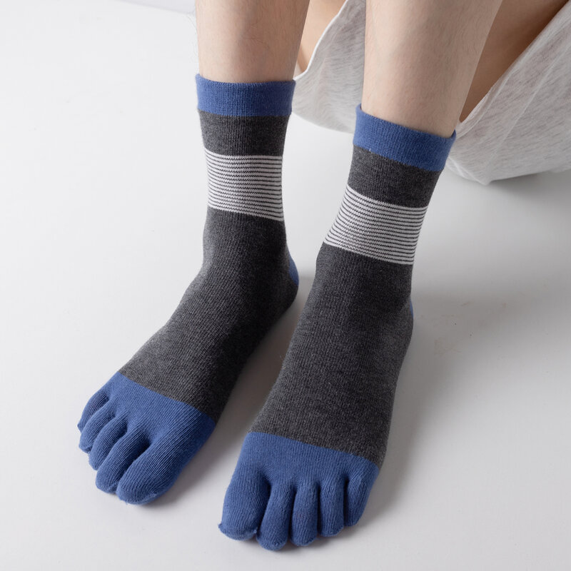 5 Pairs/lot Man Toe Middle Tube Socks Black White Stripes Soft Cotton Sports Sock Young Casual Harajuku Socks With Toes