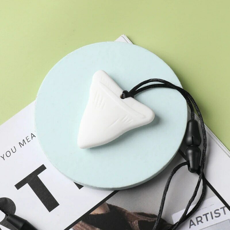 1 Pack Sensory Chew Necklace Brick Chewy Kids Silicone Triangle Fangs Toys, Silicone Teeth for Children with Autism