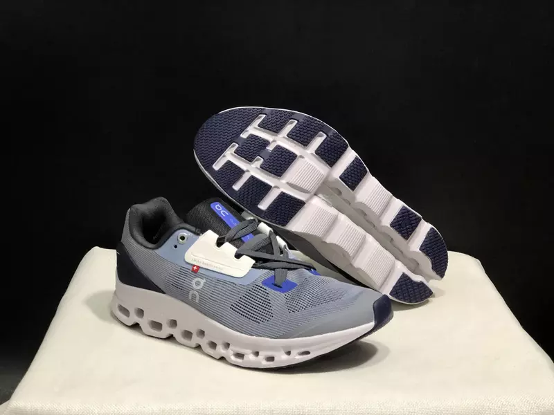 Cloudstratus-Zapatillas de correr antideslizantes para hombre y mujer, zapatos informales de malla, cómodos, originales, para Fitness, senderismo al aire libre