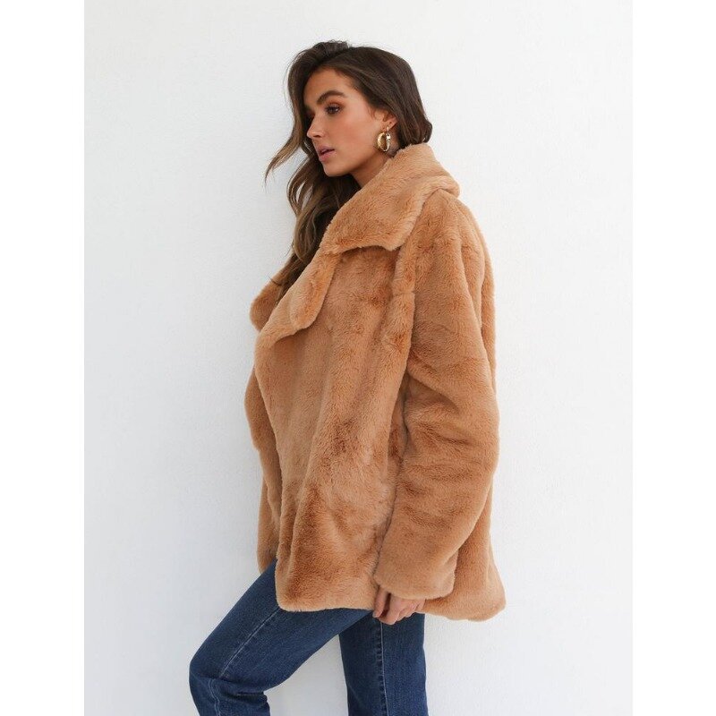 女性のためのエレガントな合成毛皮のジャケット,ワイドラペル付きの暖かいコート,厚くてゆったりとしたアウター,秋冬