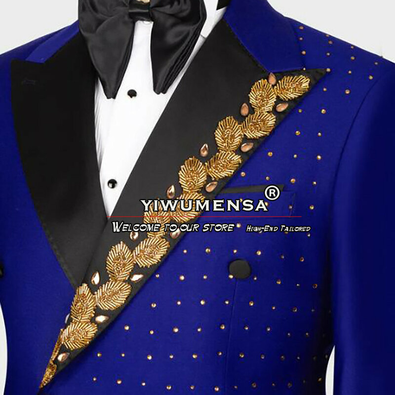 Trajes de boda real para hombres, chaqueta con cuentas de cristales dorados Luury, pantalones de solapa, esmoquin de novio a medida, de doble botonadura Blazers, 2 piezas