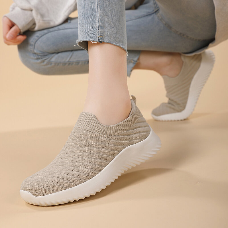 BKQU 2024 женская обувь, вязаные кроссовки-носки, Женская весенне-Летняя обувь на плоской подошве, женские лоферы большого размера на плоской подошве для прогулок