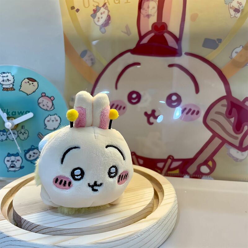 Chiikawa 봉제 인형 카와이 하치웨어 애니메이션 귀여운 우사기 만화 자동차 장식 봉제 인형 책가방 펜던트 액세서리 장난감 선물