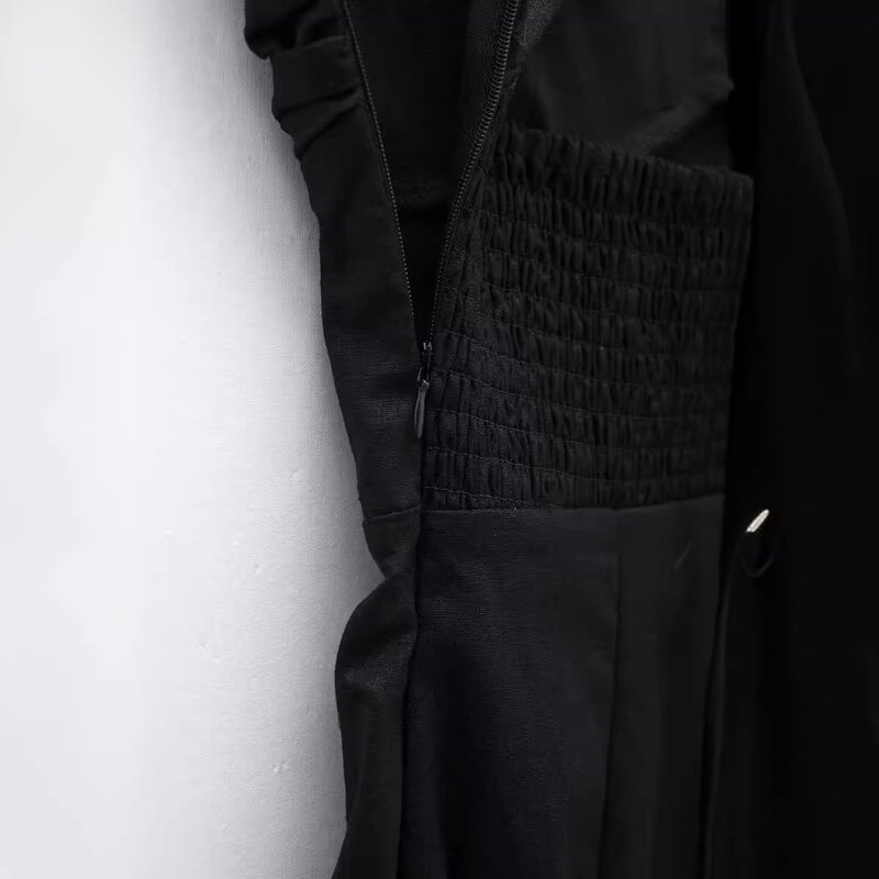 Neues sexy Schnür kleid mit plissiertem Schlitz und schwarzem Hosenträger