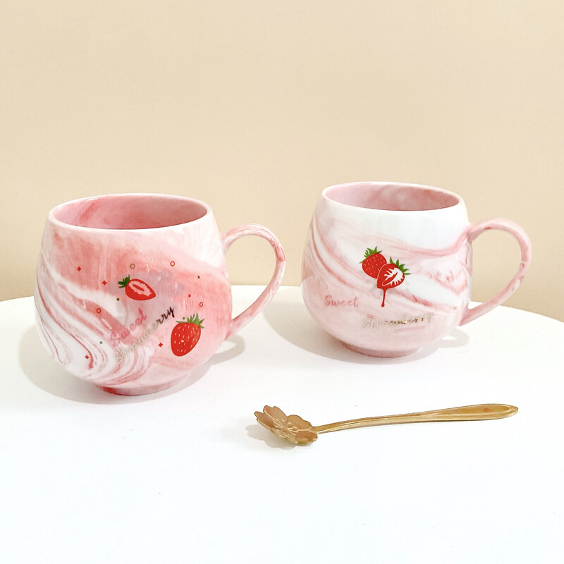 Tazza alla fragola con coperchio, tazze in ceramica 450ML, tazze da caffè coreane, tazza in porcellana per colazione carina per donna, studente