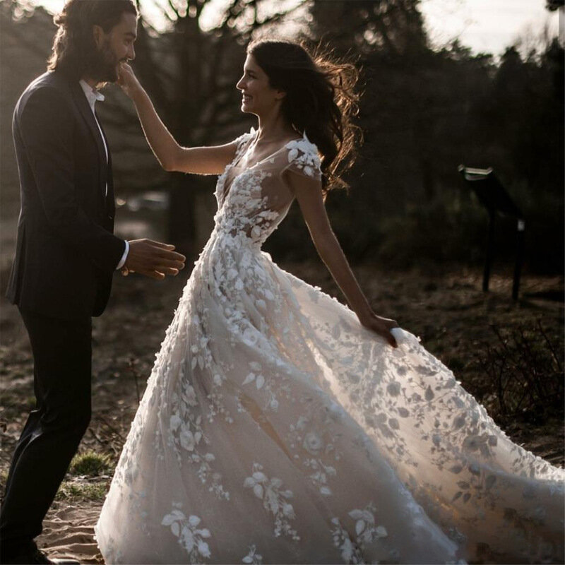 Gaun pernikahan ayun MK1541-Lace V rendah