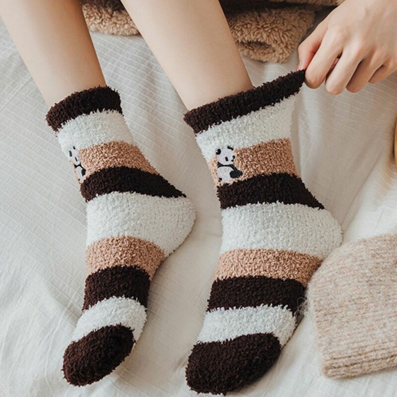 ถุงเท้าคอรัลฟลีซแพนด้าสำหรับเด็กผู้หญิงถุงเท้าสำหรับใส่นอนในบ้านถุงเท้าสำหรับฤดูใบไม้ร่วงฤดูหนาว