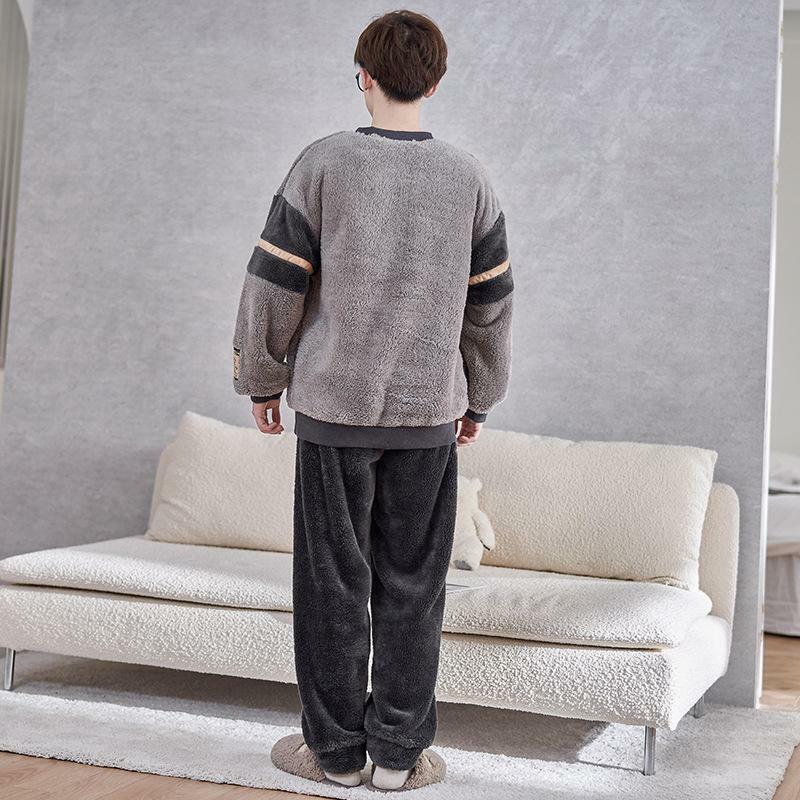 Conjunto de pijama de lana de Coral para hombre, ropa de estar por casa de color gris grueso, informal, cálida, con cuello redondo, Otoño e Invierno