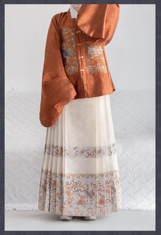 Оригинальная юбка с квадратным воротником от Tang Chun San Yue, искусственный макияж, Дамаск, лошадь, династия Мин