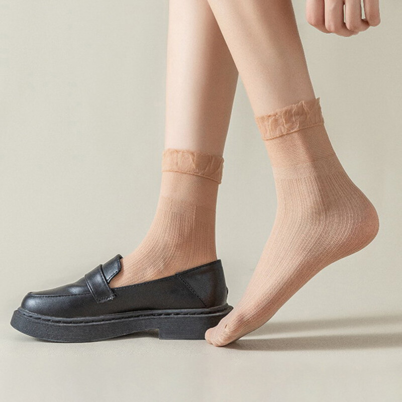 Chaussettes mi-mollet en dentelle légère et respirante, manchette d'oreille en bois de velours, mode rétro, printemps et été