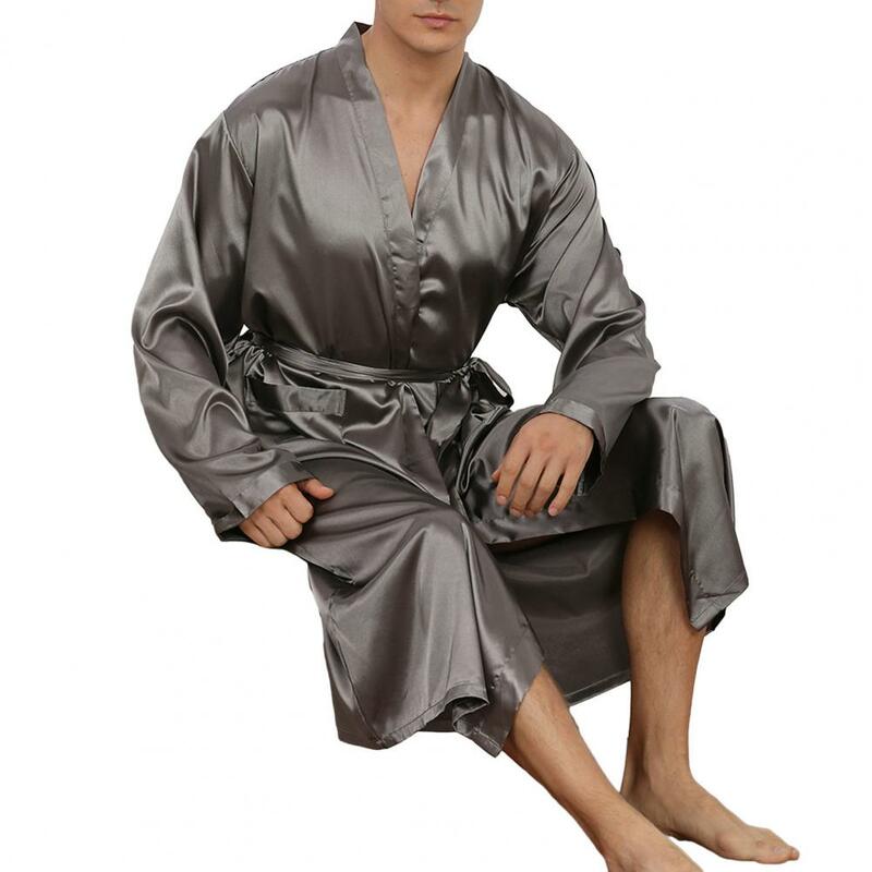 남성용 부드러운 새틴 목욕 가운, V 넥, 레이스업 허리 벨트, 긴팔 단색 포켓, 부드러운 통기성 홈웨어 잠옷