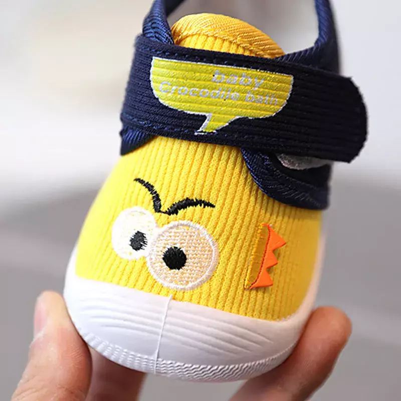 Modele męskich butów dziecięcych miękki dół z głośnym pierwszym butem dla dzieci 1-3 lat buciki dla dziewczynek buty dla małego dziecka krzyczące trampki