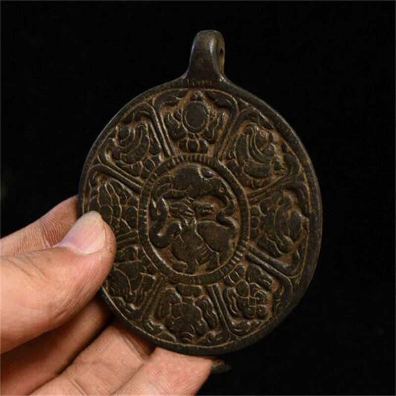 Sammeln Alte Tibet Buddhismus Bronze Acht Günstigen Symbole Statue Amulett Anhänger Hause Erhalten Zubehör Figuren Sammlung