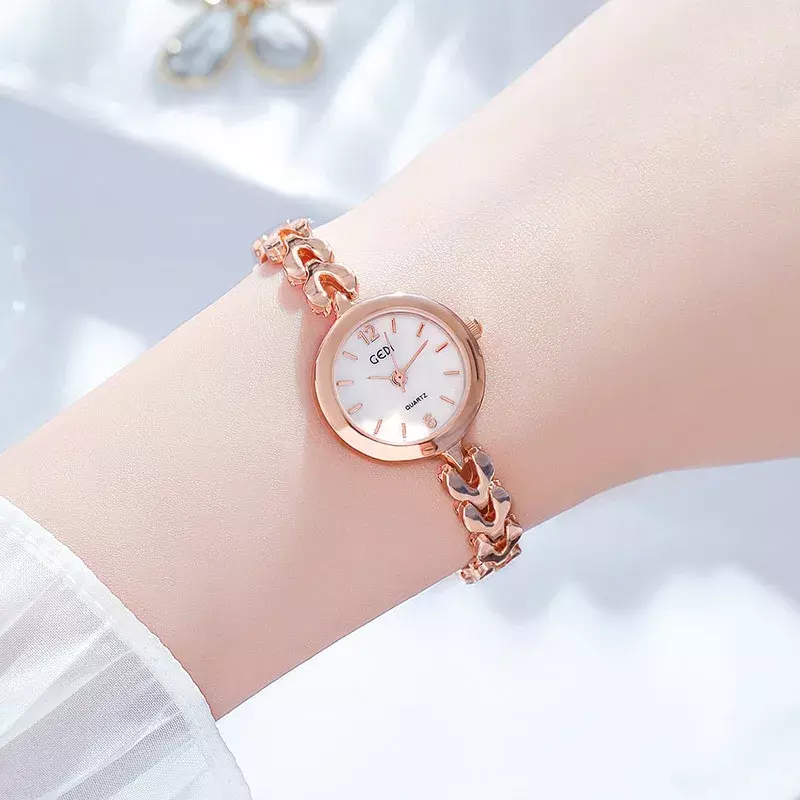 Jam tangan untuk wanita sederhana baru Dial kecil elegan ringan mewah indah gelang rantai jam tangan kuarsa tahan air Reloj Para Mujer