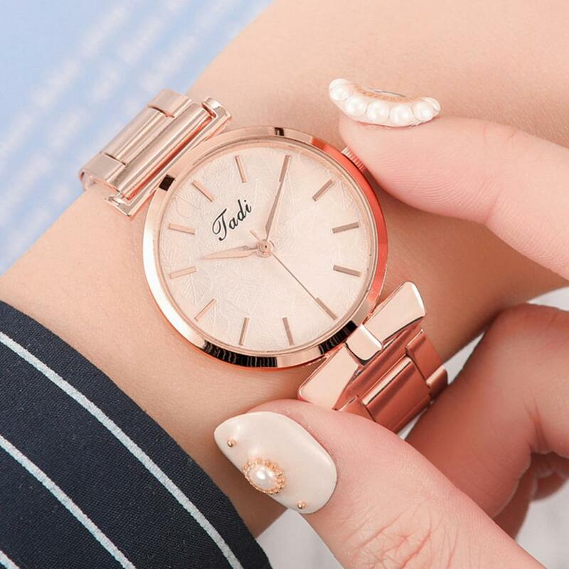 Quartz Movement Watch Elegant Stainless Steel Women's Quartz Watch with Leaf Pattern Dial High Accuracy Timepiece for Daily Wear