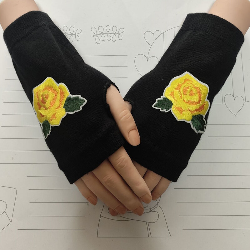 Gants tricotés roses sans doigts, nouvelle littérature