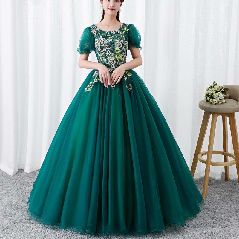 Green Tulle Quinceanera Dresses Elegant Floor-length Puffy Ball Gowns With Short Sleeve Classic Lace Appliques Prom Dress