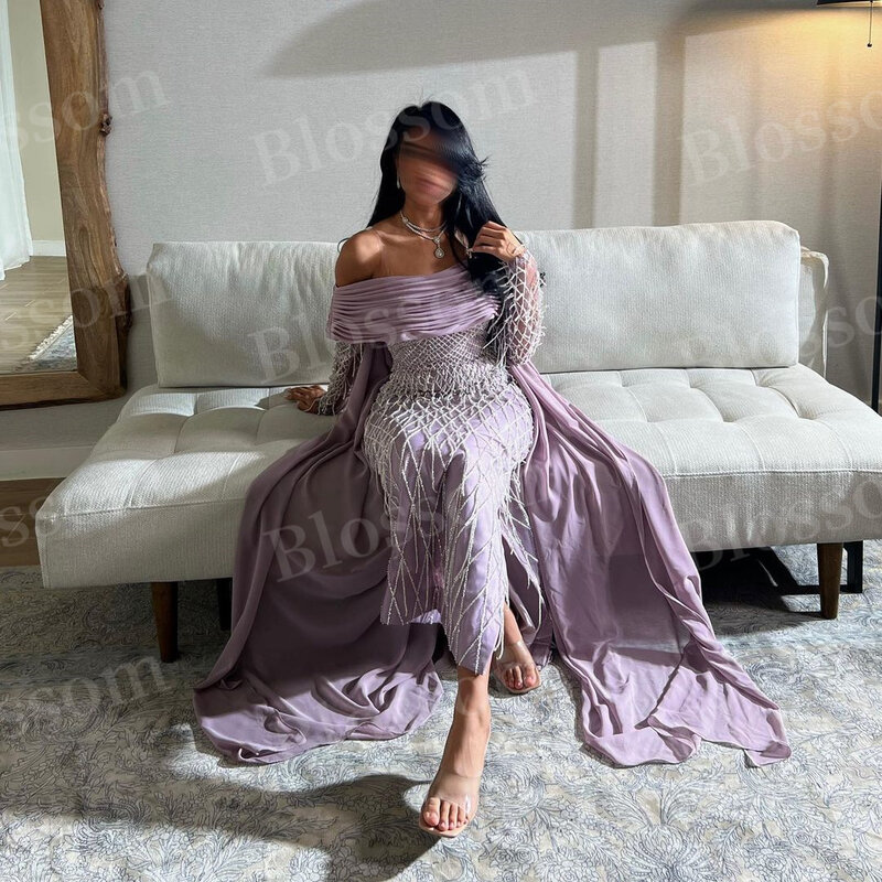 Saudi Luxus Abendkleider neue schulter freie plissierte glänzende Quaste lange Ärmel Ballkleider hellviolett formelle Party kleid