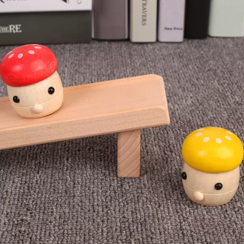Pequeno mashroom slide de madeira colorido brinquedo educacional pré-escolar