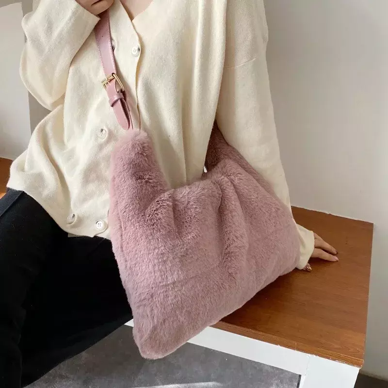 Koreaanse Mode Schoudertassen Pluche Pluizige Dames Nieuwe Trend Boodschappentassen Vrouwelijke Schattige Draagtassen Grote Capaciteit Messenger Bag