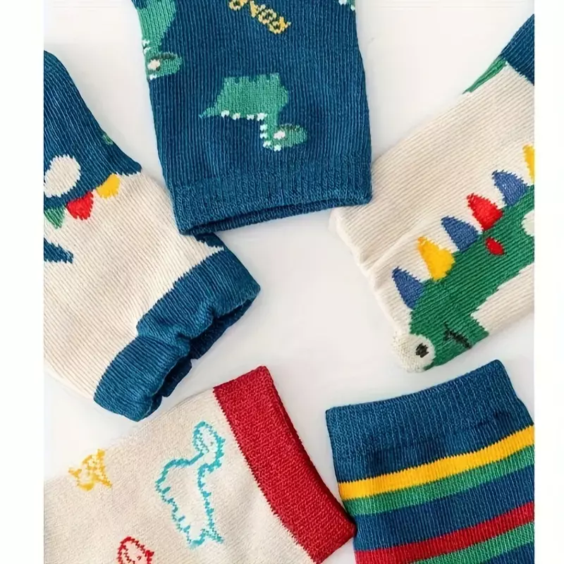 5Pairs Boys Casual Dino Pattern Print Knit Socks, Breathable Comfy Crew Socks for Summer and Spring Kids Children's Accessories