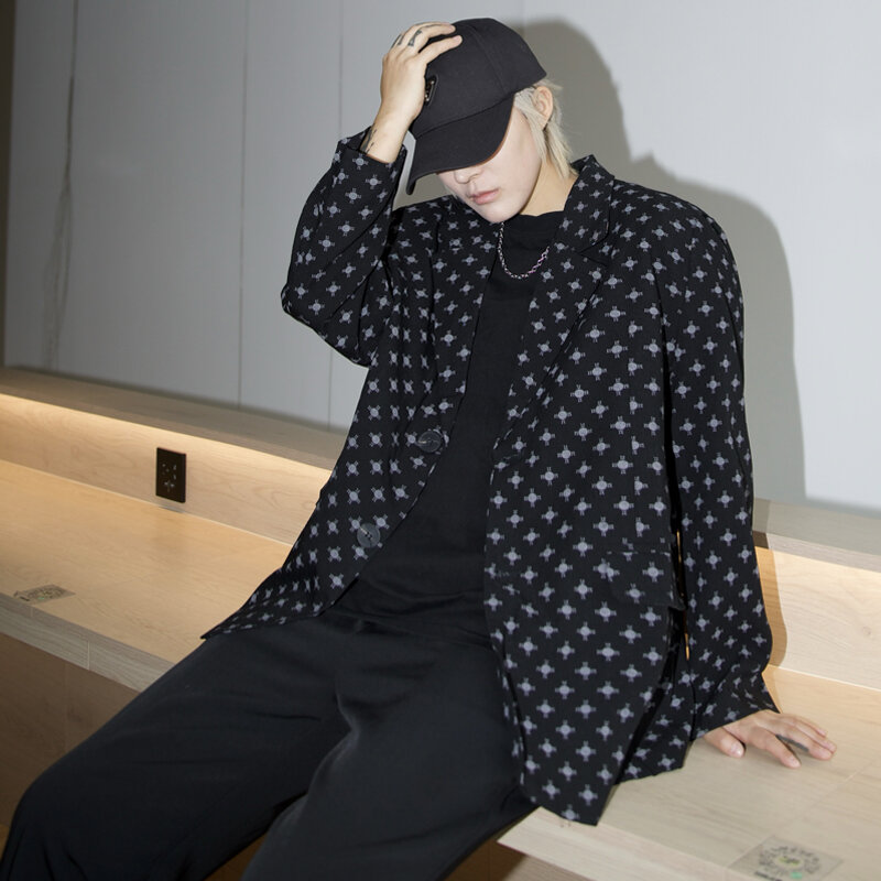 Chaqueta de estilo único personalizada para hombre, blazer holgado de diseñador de moda coreana, ropa de calle de nicho, nuevo