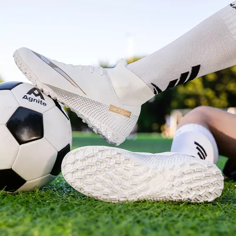 Buty wysokiej jakości piłka nożna męskie Assassin Chuteira Campo TF/AG korki Futsal treningowy wysokie cięcie buty piłkarskie tenisówki na świeżym powietrzu