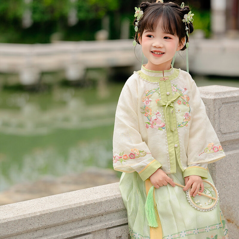 Hanfu gaun anak perempuan musim semi kerah berdiri buatan Ming gaya kuno dua potong set gaun kuno anak perempuan kecil rok panjang anak-anak