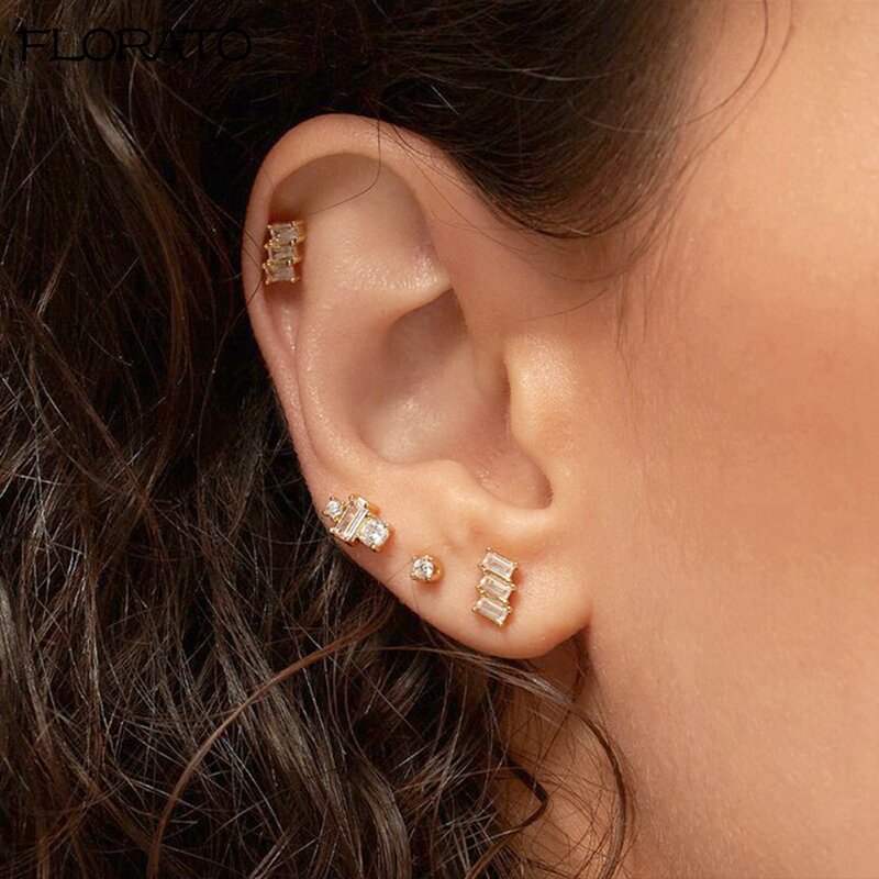 2024 New Square Zircon Small Earrings 925 Sterling Silver Needle Stud Earrings for Women Fashion Cartilage Piercing Jewelry Gift