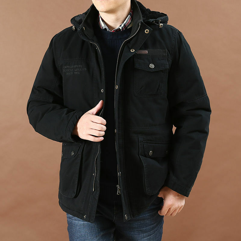 Top คุณภาพหนาฤดูหนาวใหม่ Casual แฟชั่น Parka Jacket Classic Hooded Windbreaker Outerwear Coats เสื้อผ้าผู้ชาย Q284