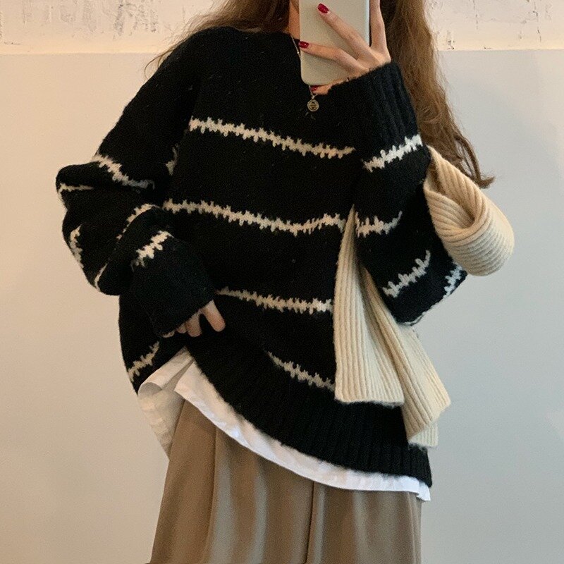 Black Vintage Striped Women's Sweater Chic O-Neck Long Sleeve Loose Pullovers 2024 New Female Casual Knitwear Tops