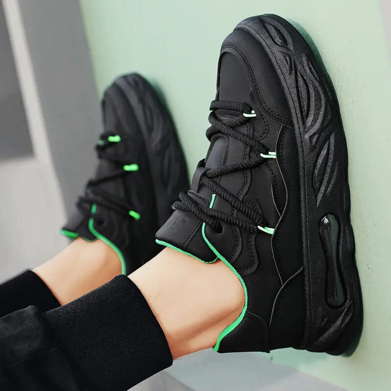 Herren solide Farbe Plattform Sneakers lässig rutsch feste dicke Boden weiche vulkan isierte Schuhe koreanischen Stil Schnür Komfort Trainer