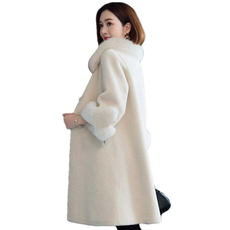 女性のための偽のキツネの毛皮の襟ジャケット,本物のウールの毛皮のコート,長くて暖かい羊のきらめく冬のコート,豪華な秋