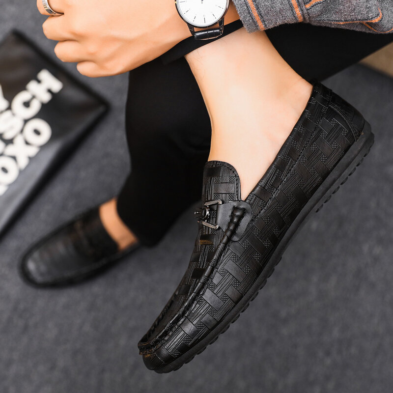 Men High Quality Low Casual Leather Man Shoes Slip On Breathable Trendy Black Work Lazy Comfortable Flat Fashion Formal Dress