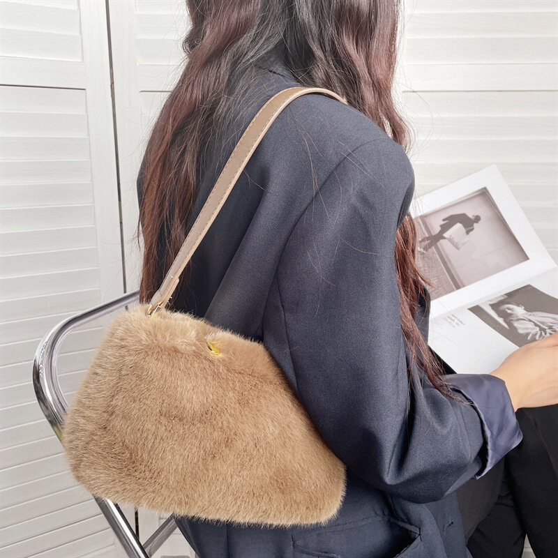 Autumn Winter Faux Fur Handbag Female Furry Shoulder Bag Elegant Ladies Plush Bag Large Capacity Casual Totes
