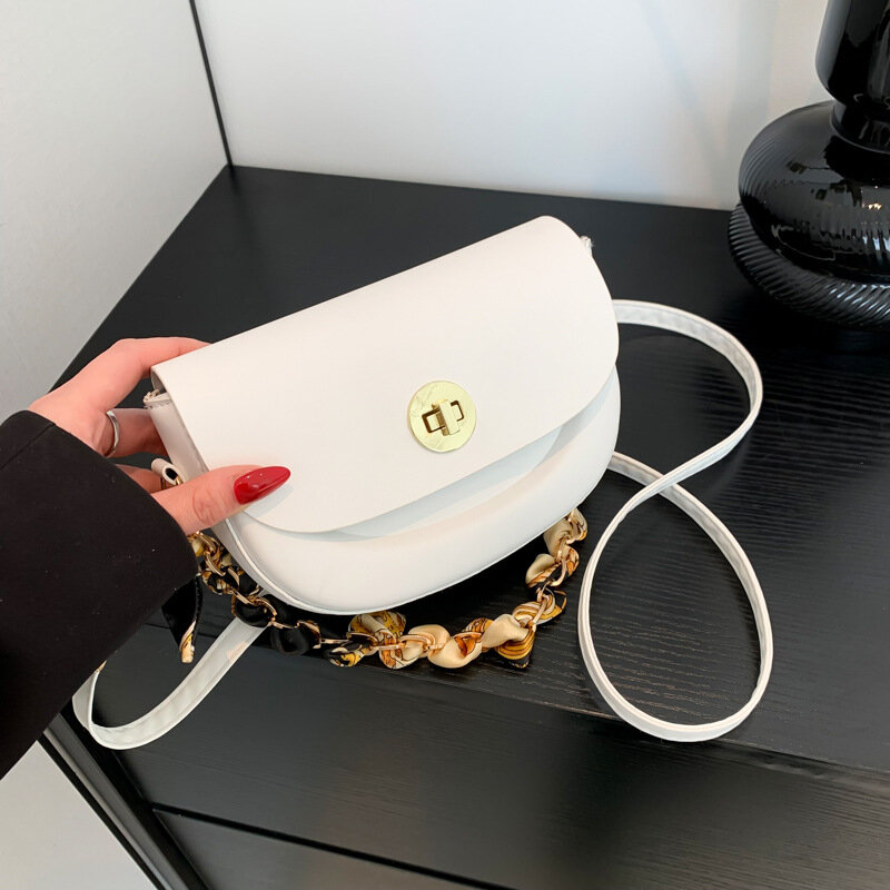 Retro Fashion Chain Bag Women's 2024 New Trend Candy Color Crossbody Bags with Versatile Texture Handbag Hot Selling Items