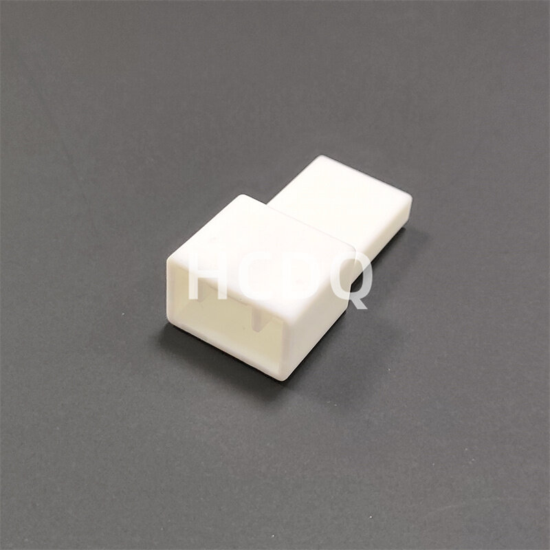 Stock supply of 0.64MM series 6PIN automotive male connector plug housing and connectors made in China
