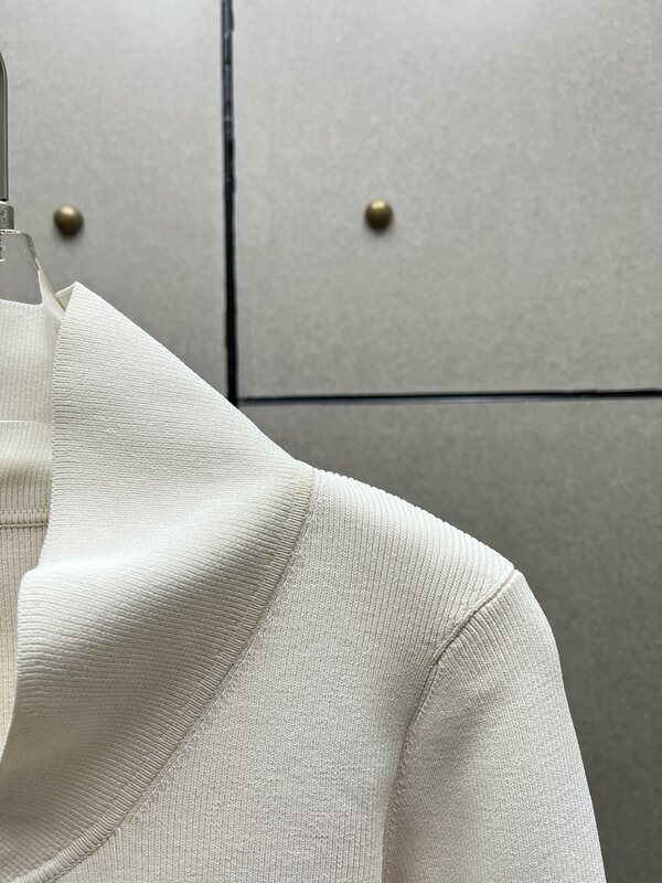 Suéter corto de punto Delgado, camisa de fondo informal, simple y cómoda, a la moda, novedad de otoño e invierno, 2024, 1124